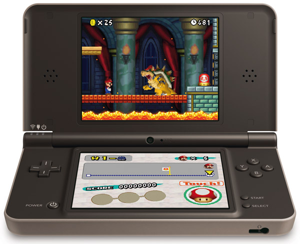 Nintendo-DSi-XL-02.jpg