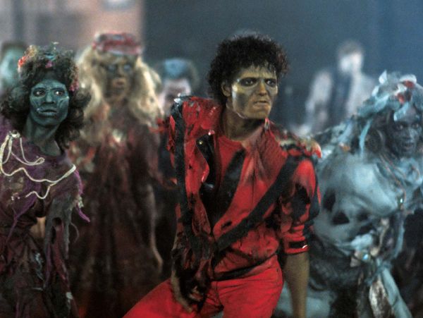 Thriller-the-thriller-era-obsession-7985365-1210-909