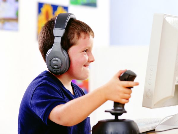 Dos tercios de los niños españoles consumen videojuegos