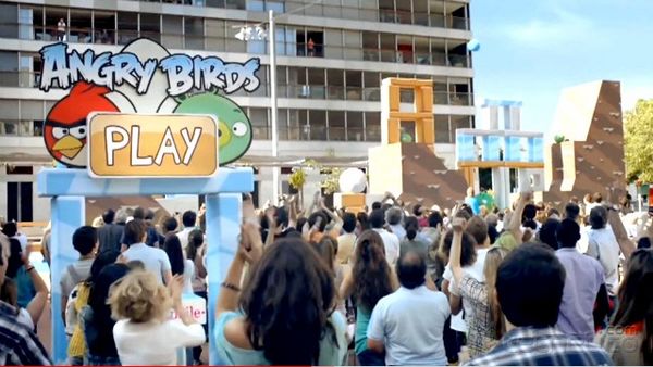 angry-birds-barcelona-02